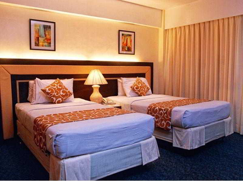 Cebu Grand Hotel Екстериор снимка