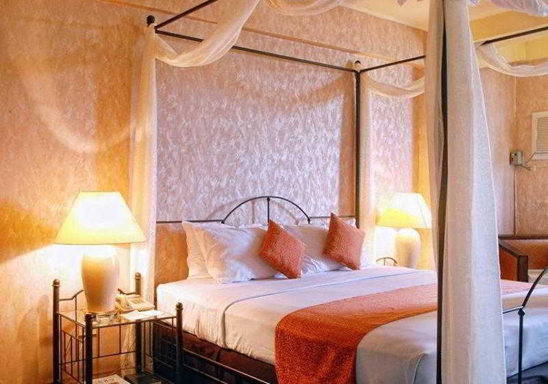 Cebu Grand Hotel Екстериор снимка