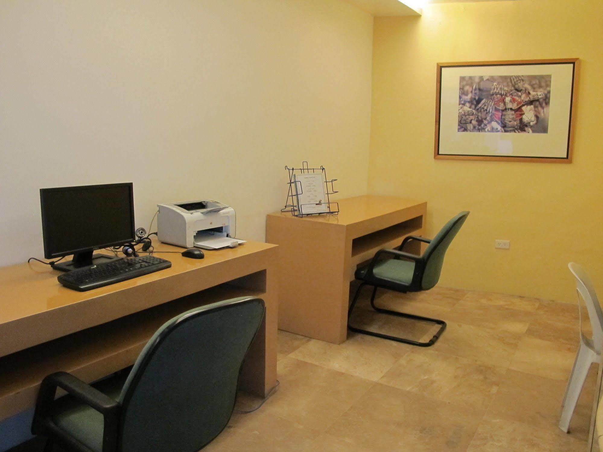 Cebu Grand Hotel Екстериор снимка